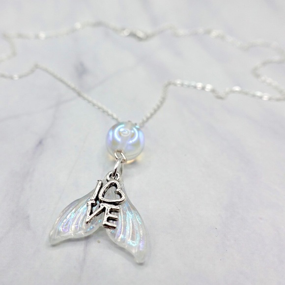 A Love for Mermaids Necklace - Picture 3 of 3
